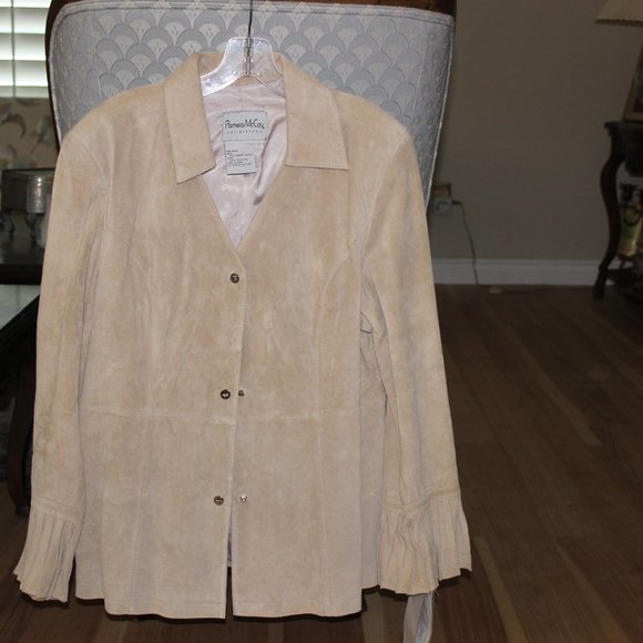 Pamela McCoy Collections - Picture 3 of 3